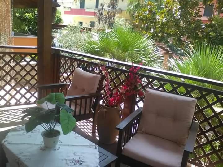 B&B Caravaggio San Donaci Exterior photo